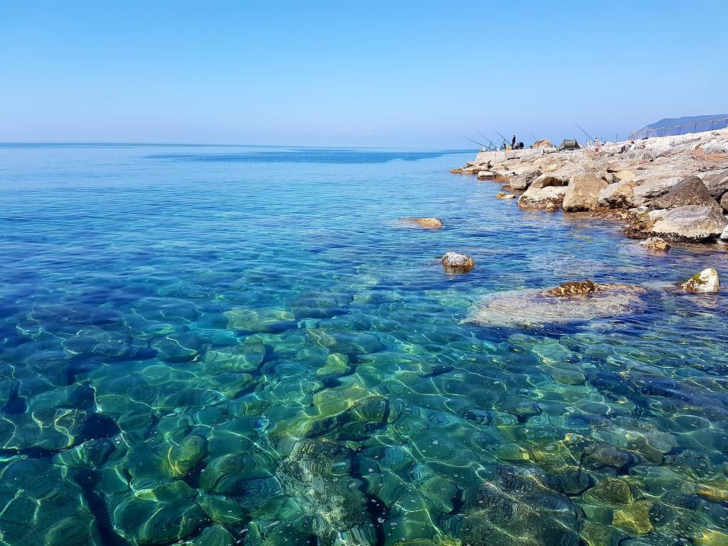 Appartamento Mare Mosso เดวามารีนา ภายนอก รูปภาพ